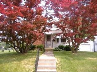 1742 Crestview Dr, Springfield, OH 45504