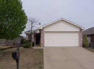 915 Cruise St, Denton, TX 76207