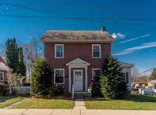 11 E King St, Ephrata, PA 17522