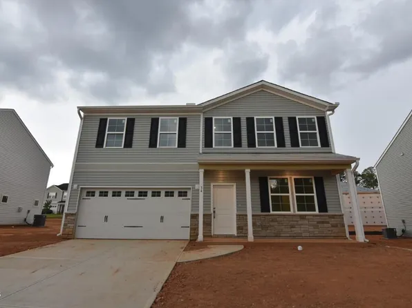 36 Plantation Dr, Youngsville, NC 27596
