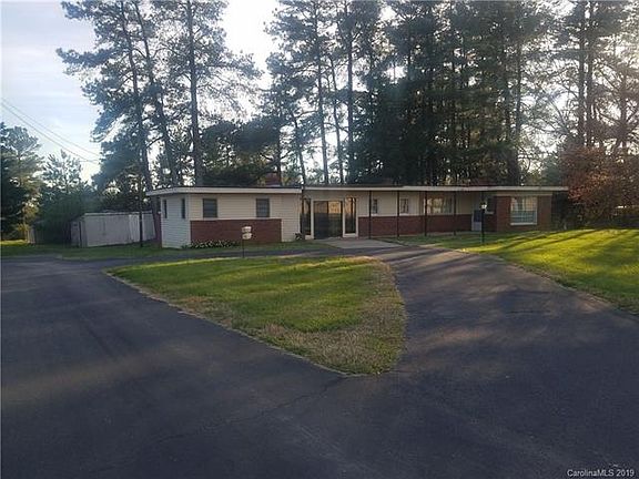 3rd image of 4721 Taylorsville Hwy