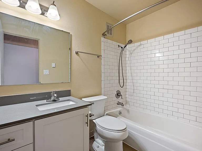 Ramayana Apartments — Photo 13