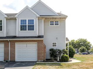 209 Fawn Rdg N, Harrisburg, PA 17110