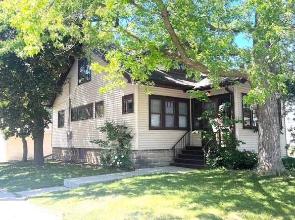 4953 N 126th STREET, Butler, WI 53007