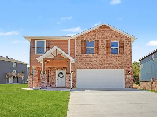 1136 E Abercorn Street, Republic, MO 65738