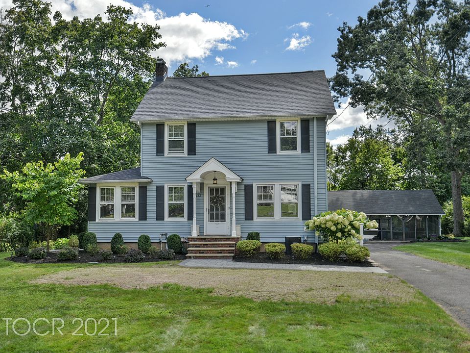 1st image of 152 Hill St