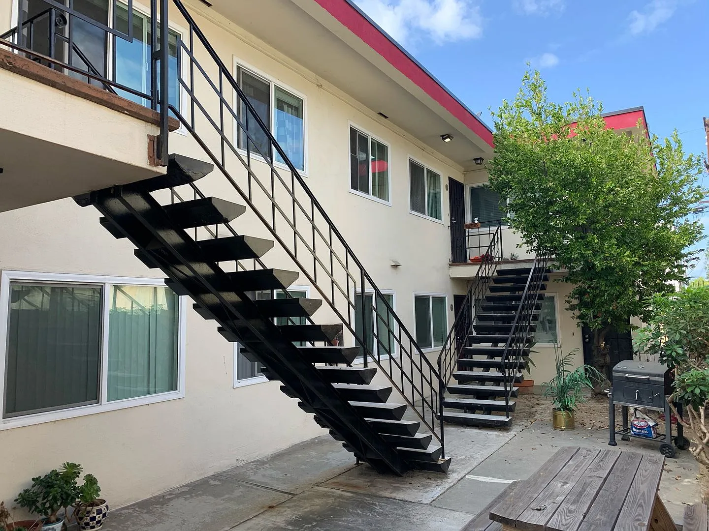McClintock Apartments — Photo 2
