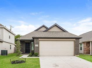 125 Arango Way, Everman, TX 76140