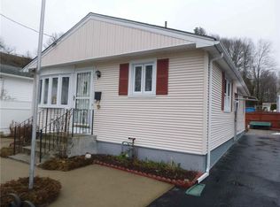 141 De Pinedo St, Providence, RI 02904