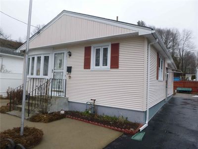 141 De Pinedo St, Providence, RI, 02904