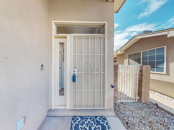 3rd image of 9015 Eagle Vista Dr NE