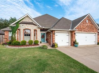 15108 Summit Parke Dr, Edmond, OK 73013
