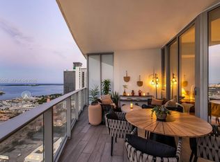 Paramount Miami Worldcent, Miami, FL 33132