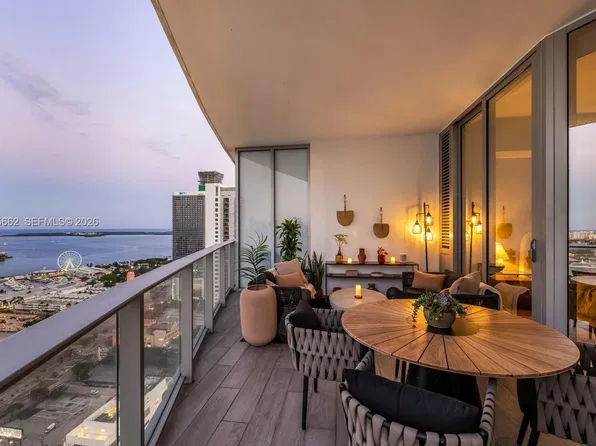 851 NE 1st Ave #3403, Miami, FL 33132