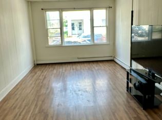 21 Vreeland Ter, Jersey City, NJ 07305