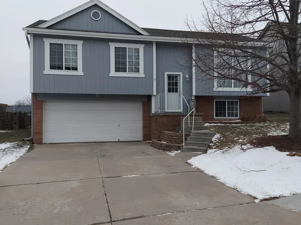 19067 T St, Omaha, NE 68135