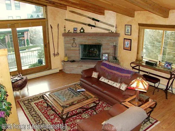 210 E Hyman Ave APT 7, Aspen, CO 81611