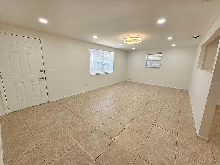 8820 Pohoy Ave — Photo 6