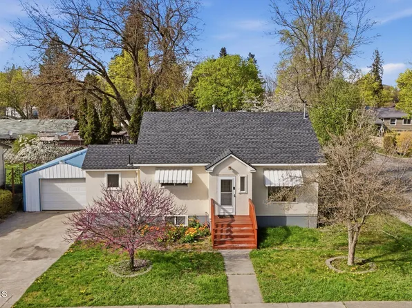807 W Lacrosse Ave, Coeur D Alene, ID 83814