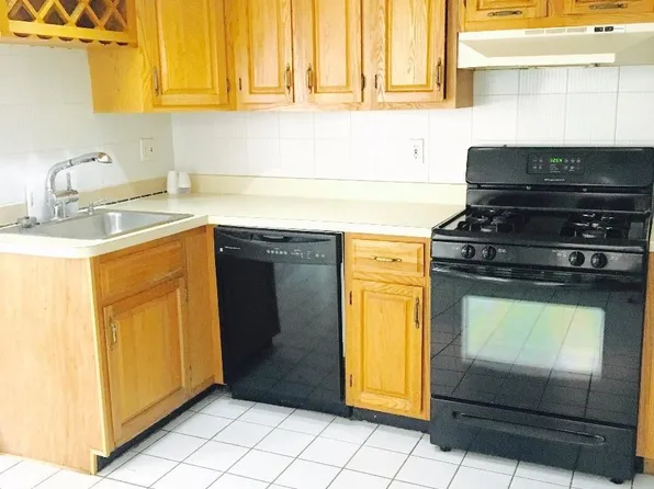 1746 Commonwealth Ave APT 1, Brighton, MA 02135