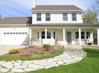 912 Wildflower Ln, Sauk Rapids, MN 56379