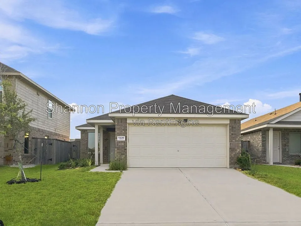 7227 Gorrion Dr