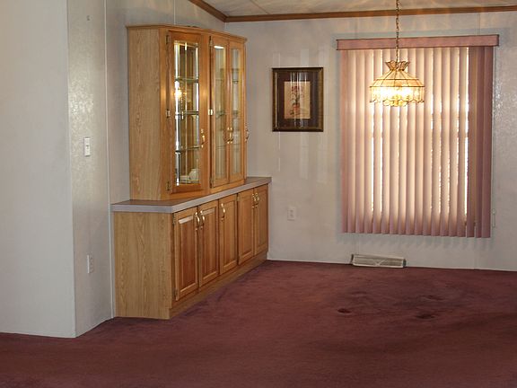 5th image of 590 Starlight Ln