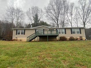 9267 Lesterfield Ln, Glade Spring, VA 24340