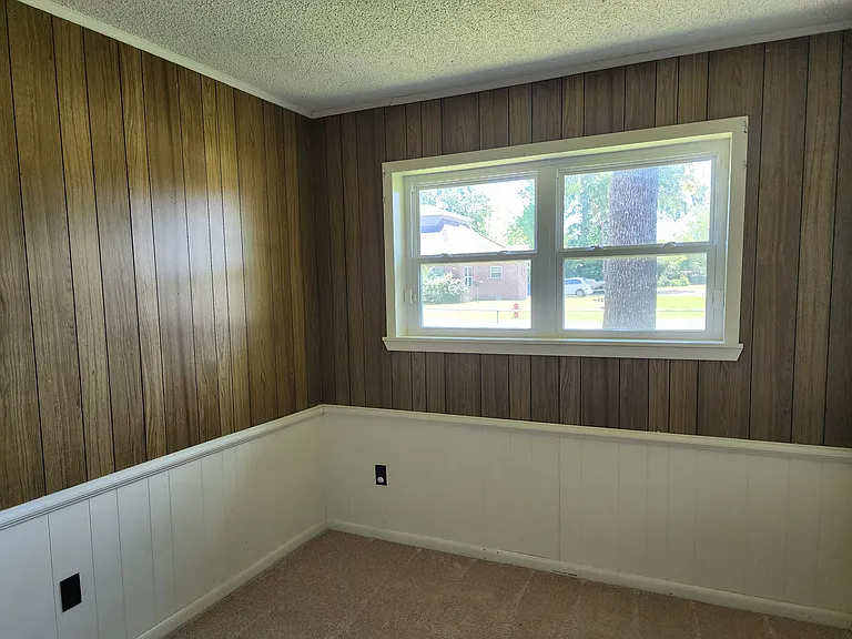 1822 Donna Dr — Photo 10