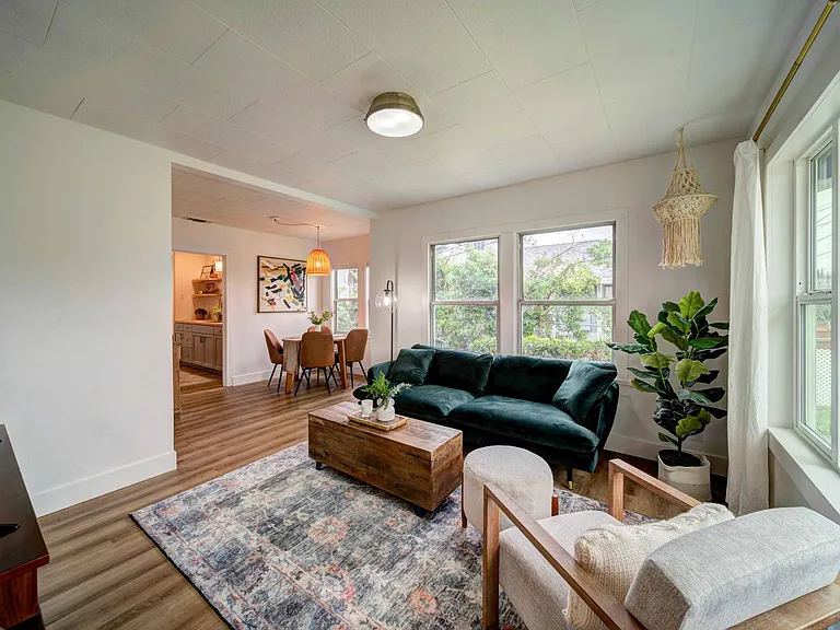 1229 Orange Ave — Photo 4
