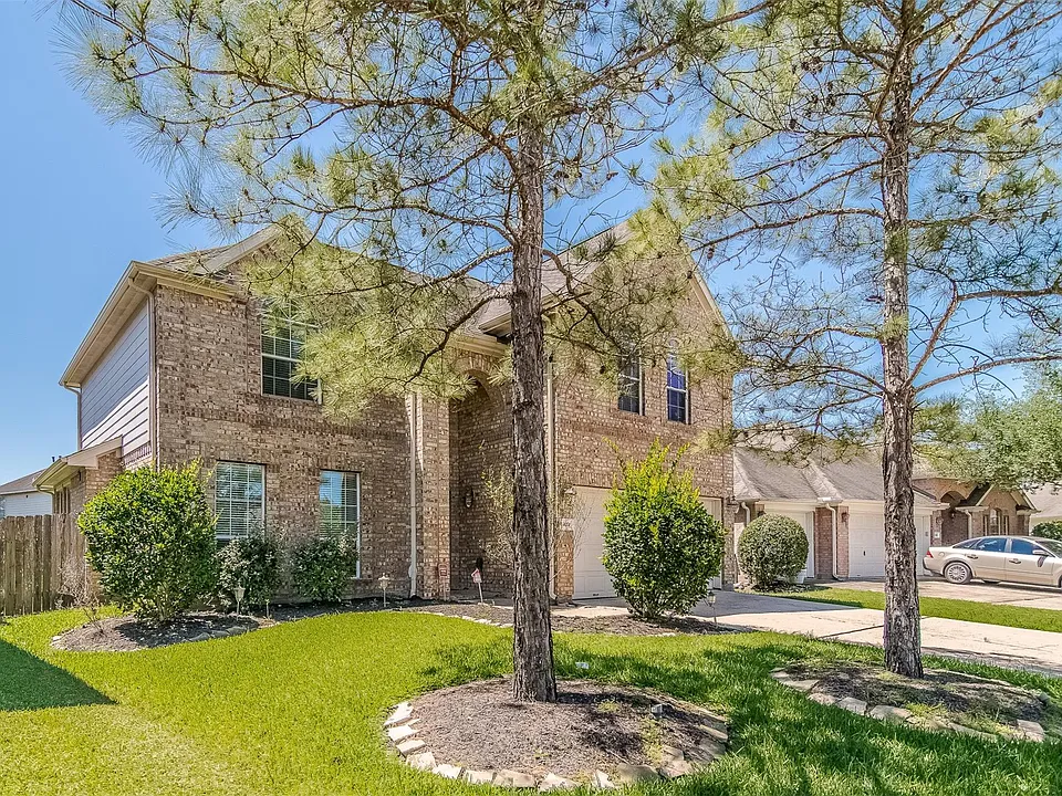 11414 Summit Bay Dr