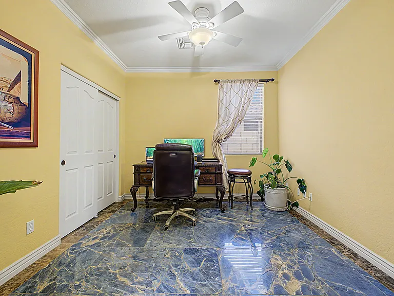 12867 W Segovia Dr — Photo 25