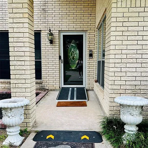14221 Horseshoe Bnd — Photo 6
