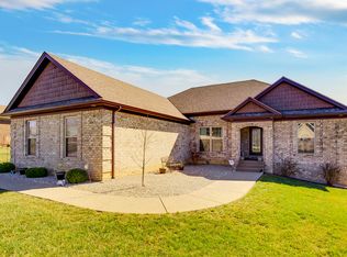 186 Beacon Hill Ln, Fisherville, KY 40023