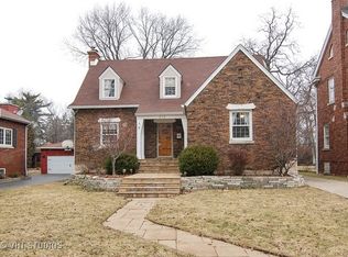 514 Uvedale Rd, Riverside, IL 60546