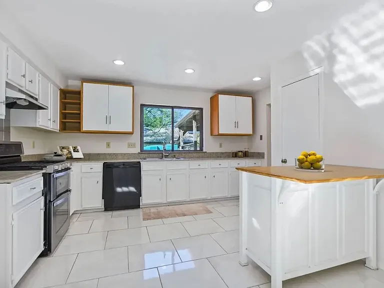 Updated kitchen