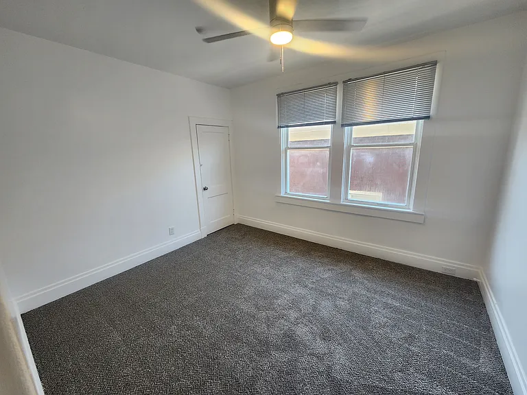 2830 Broadway Ave #2 — Photo 17