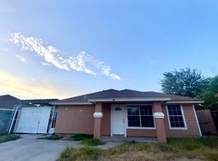 2451 Colonia Loop, Laredo, TX 78046