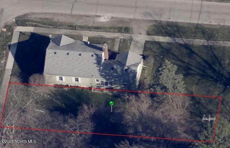 2nd image of 834 Broer Ave