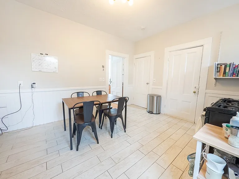35 Essex St #2 — Photo 7