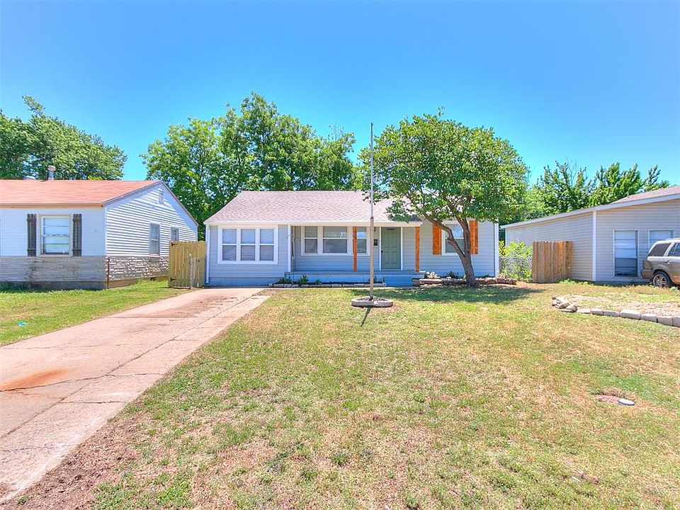 1st image of 1808 Elm Dr