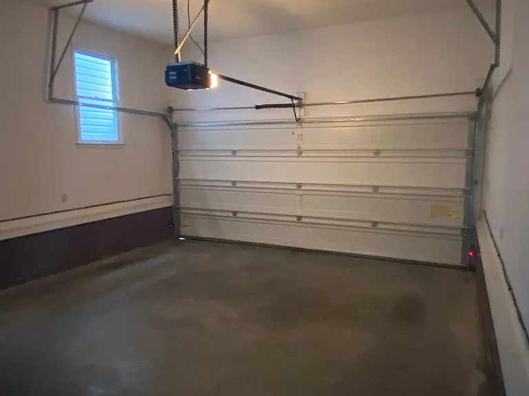 215 Francis St W — Photo 11