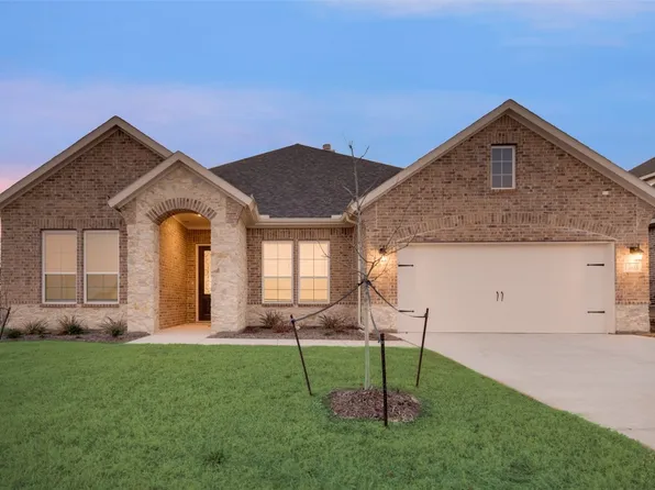 1708 Surrey Ct, Weatherford, TX 76087