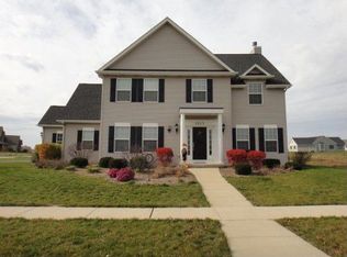 1815 Constitution St, Sycamore, IL 60178