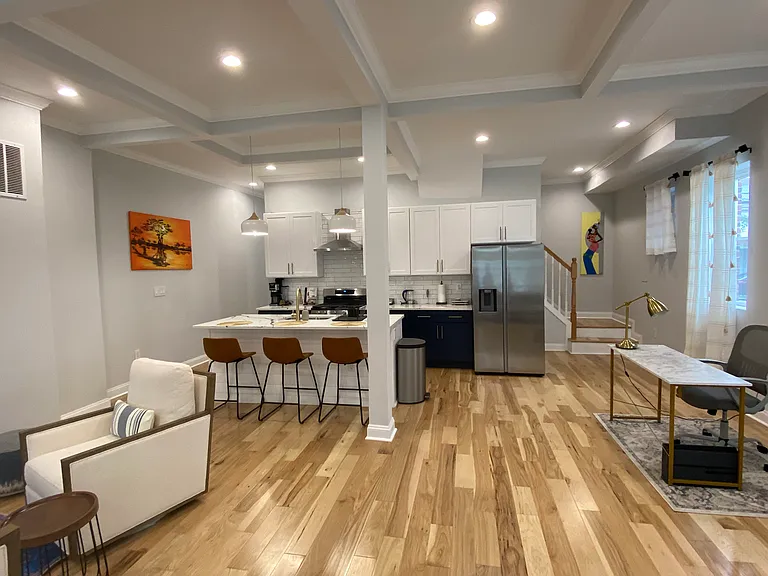 2912 Grindon Ave — Photo 5