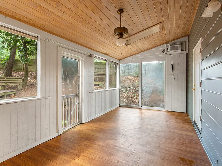 Rear sunroom