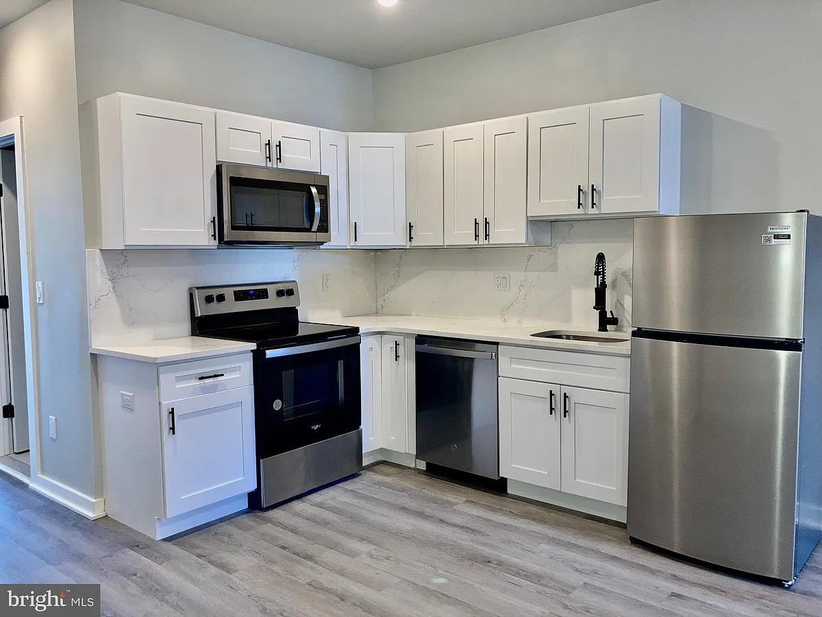 Building Photo - 5416 Baltimore Ave #2