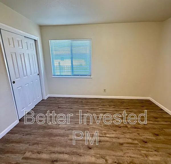 212 Ford St #7 — Photo 12