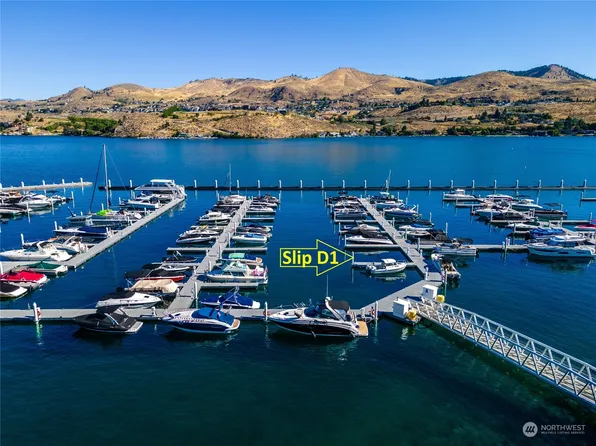1350 W Woodin Avenue #D1, Chelan, WA 98816