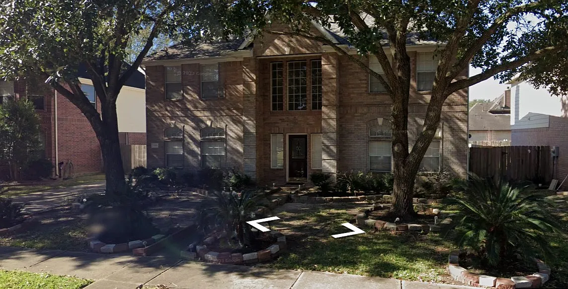 11918 McKinney Falls Ln — Photo 1